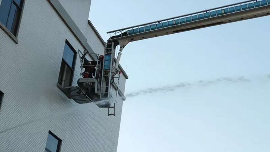 人生就是搏全员行动参与2018年度消防应急演练